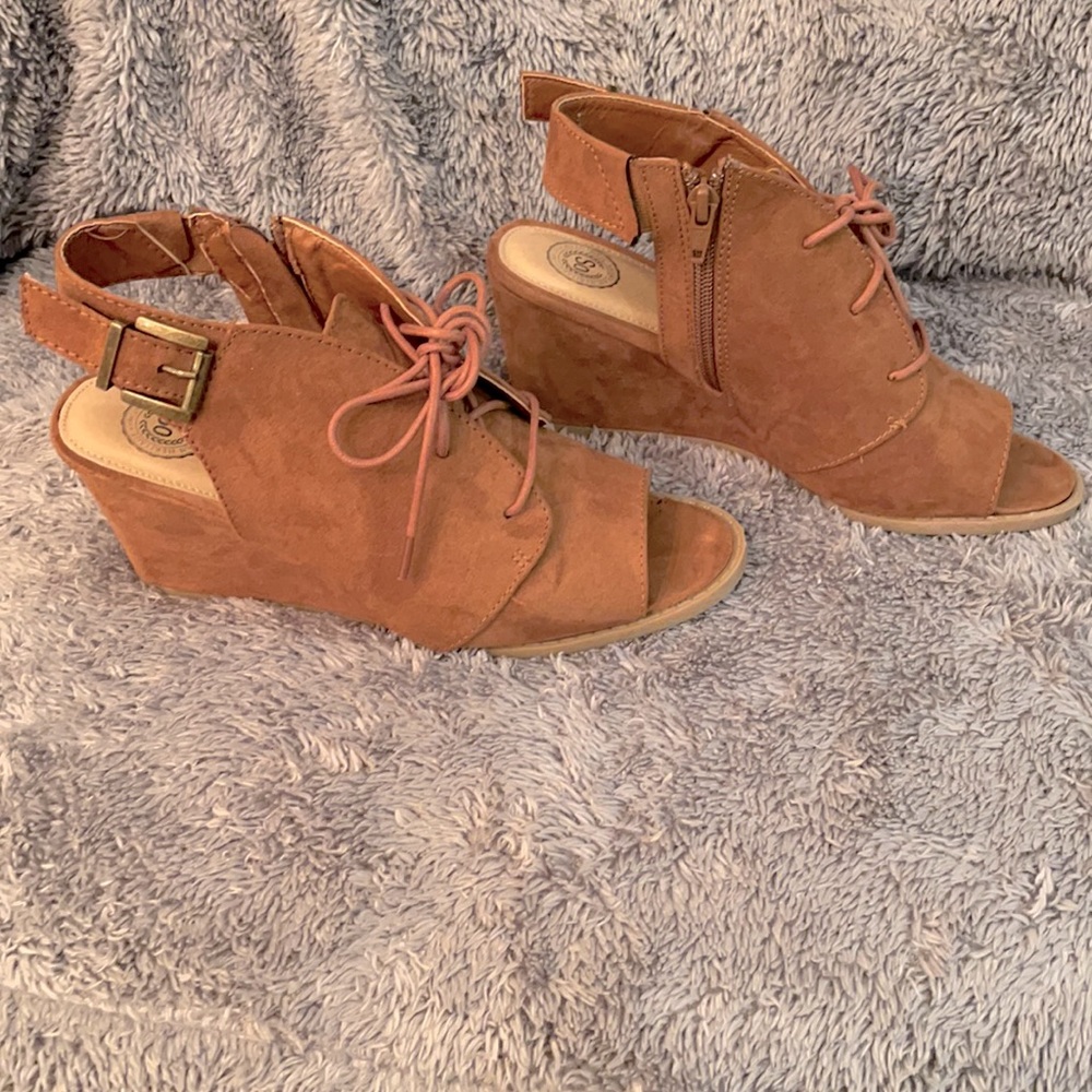 Camel SO wedges
